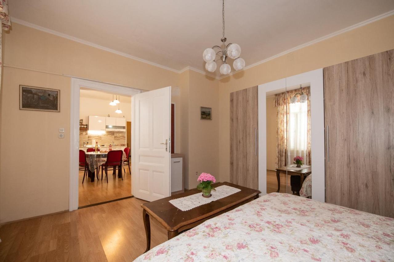 شقة Apartman Paun أوباتيا المظهر الخارجي الصورة